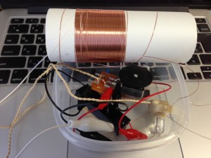 1石トランジスタラジオ＋手作りループアンテナ